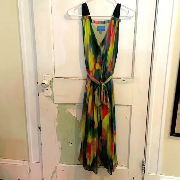 Vera Wang colorful flowy dress! - Picture 3 of 9